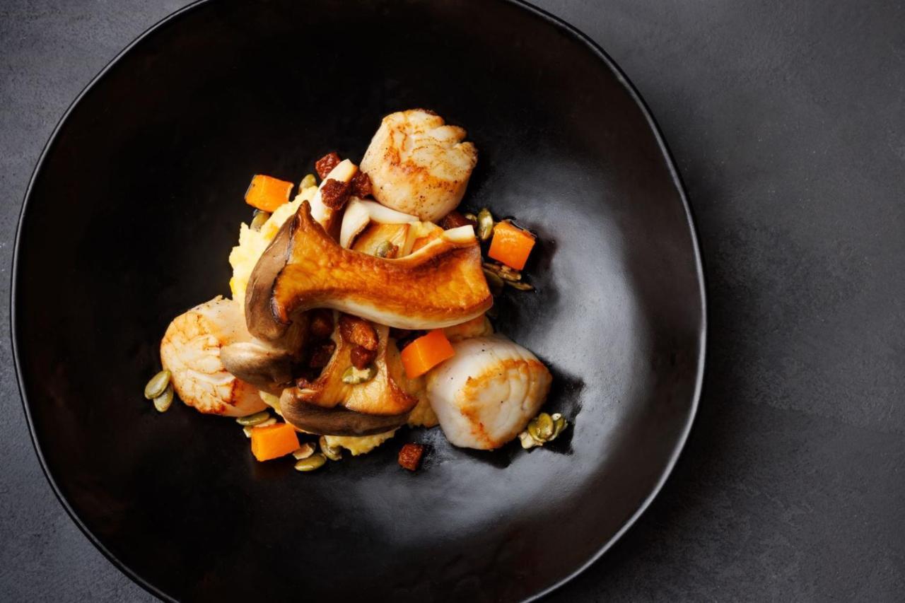 Intercontinental By Ihg Hotel 5*