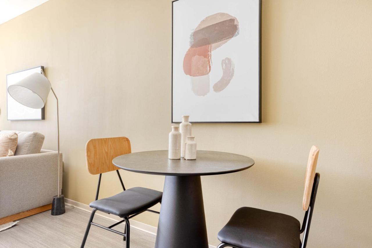 N Station 1br W Wd Gym Nr Td Garden Bos-703