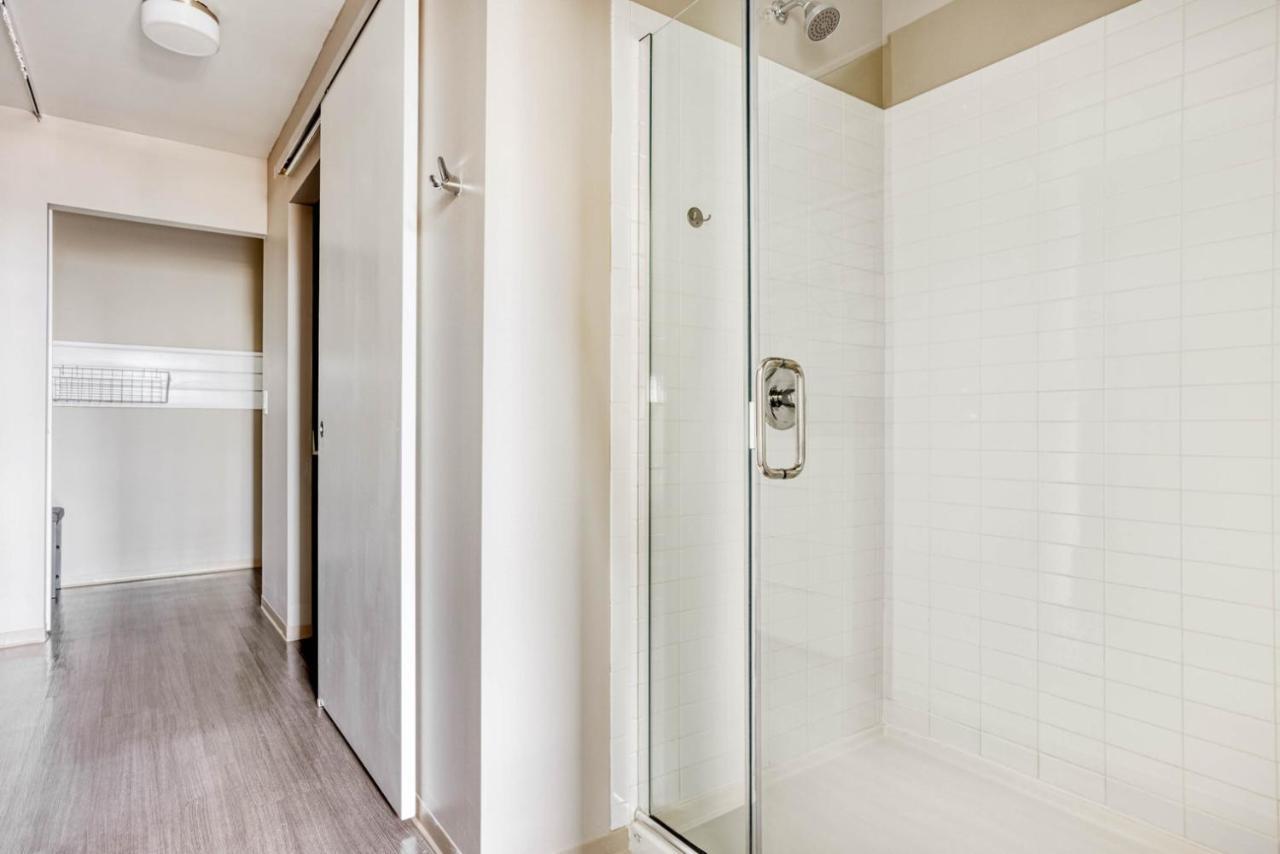 N Station 1br W Wd Gym Nr Td Garden Bos-703 Apartment