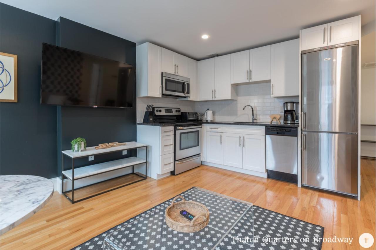 West Broadway Quarters By Thatch Apartment