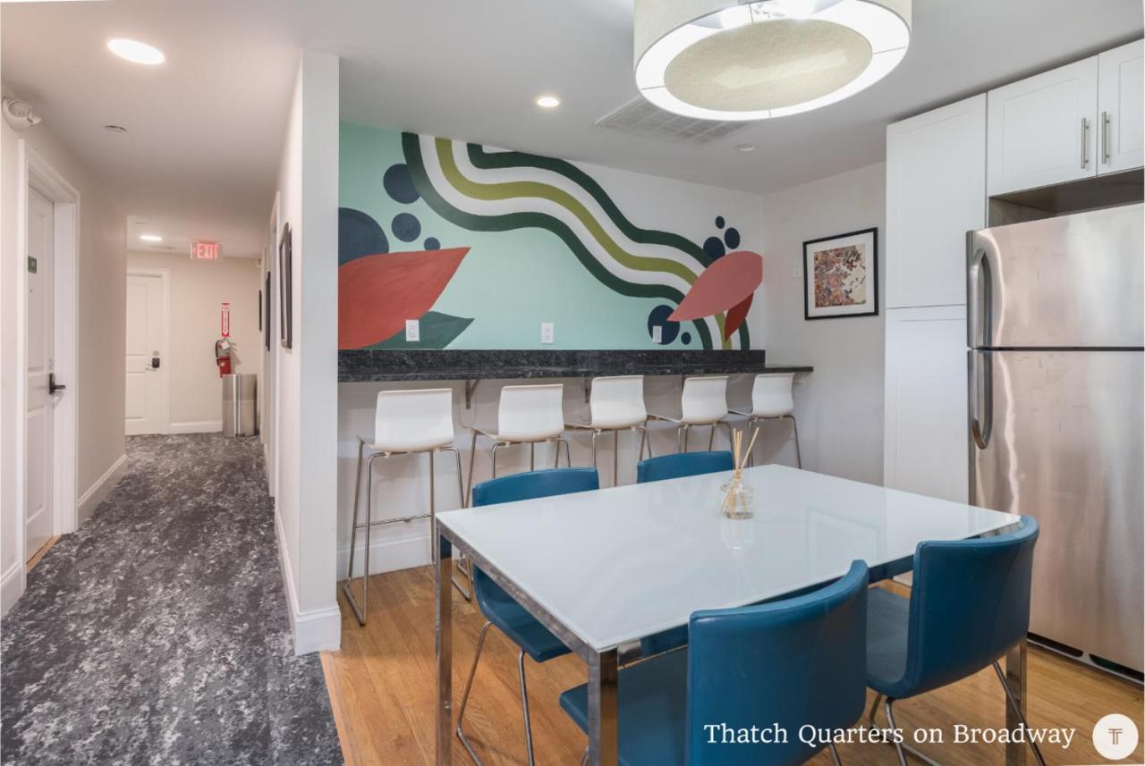 West Broadway Quarters By Thatch * Boston