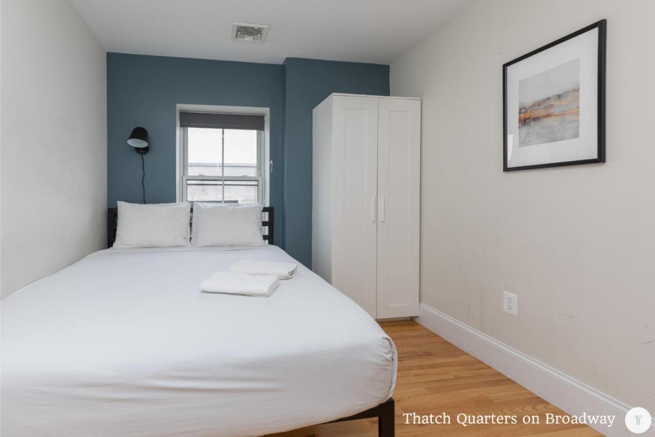 West Broadway Quarters By Thatch Apartment *