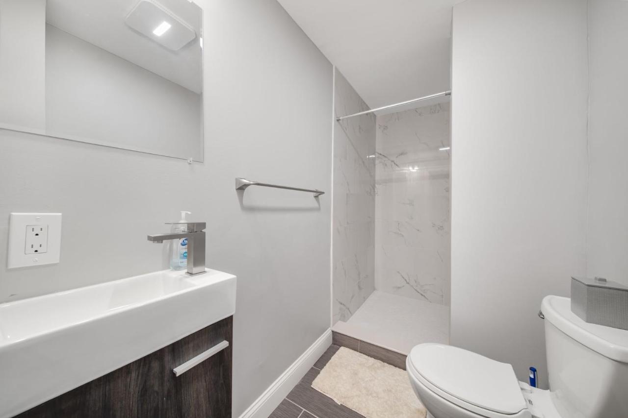4br1bth South Perfect For Commutes Appartement