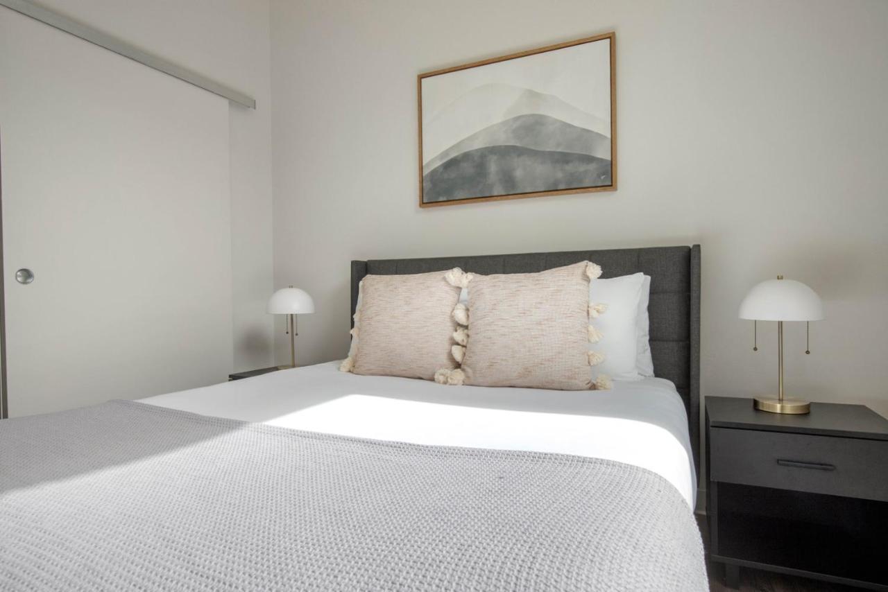 East Cambridge 2br W Gym Wd Nr Lechmere T Bos-869 * Boston