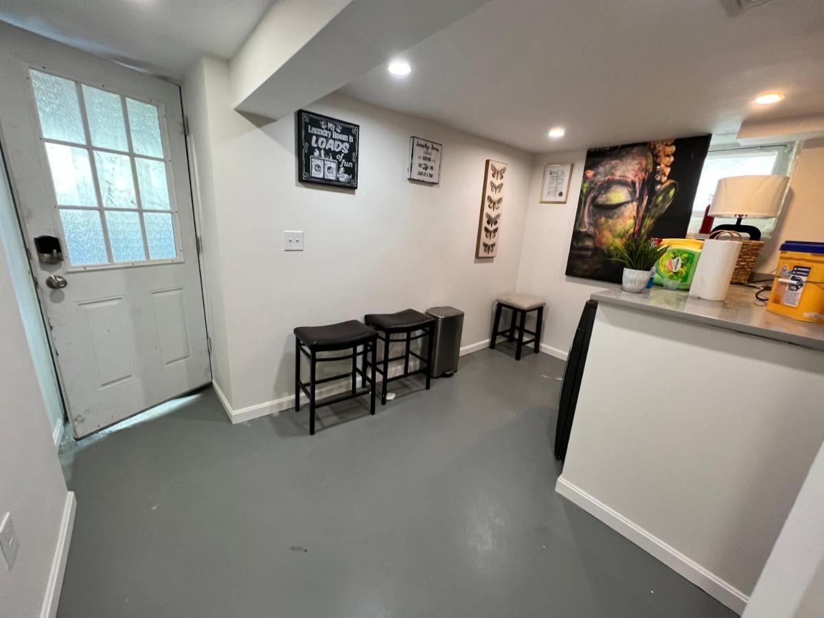 Roslindale Village Apartment Boston