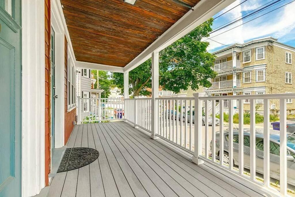 Renovated 4br3ba Escape - Near Public Transportation Apartamento Boston