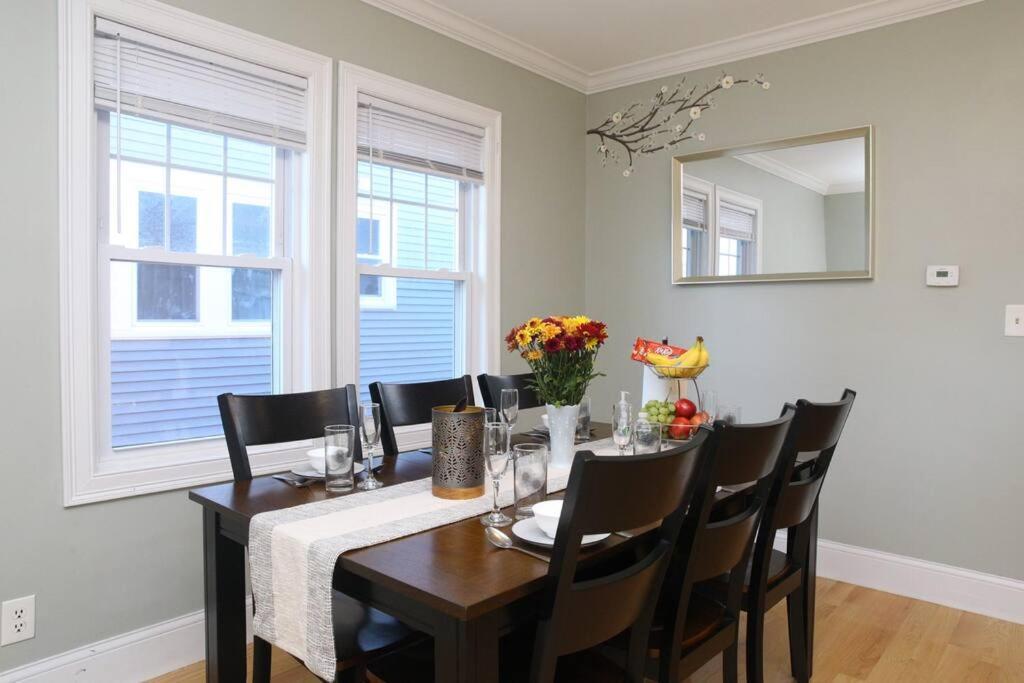 Apartamento Renovated 4br3ba Escape - Near Public Transportation *