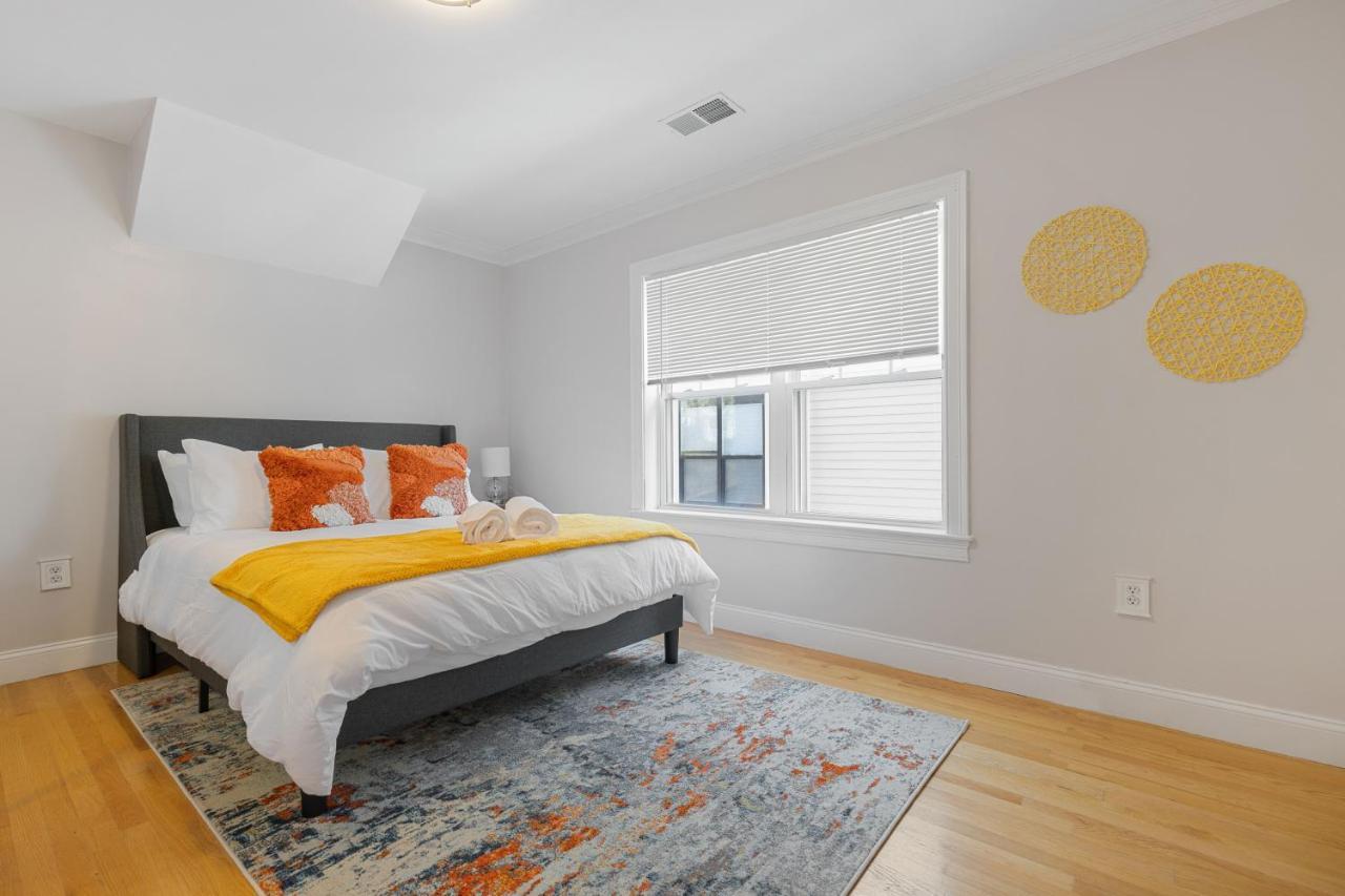 Amazing Family-friendly And Group-friendly #thebackdorch Apartamento Boston