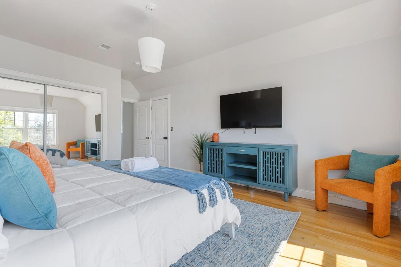 Amazing Family-friendly And Group-friendly #thebackdorch Apartamento Boston