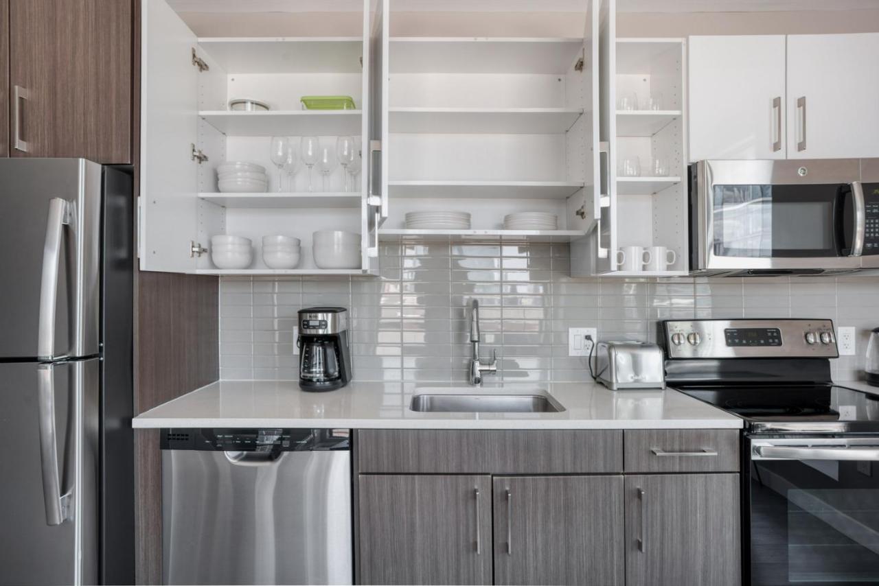 N Station 1br W Wd Gym Nr Td Garden Bos-704 Boston