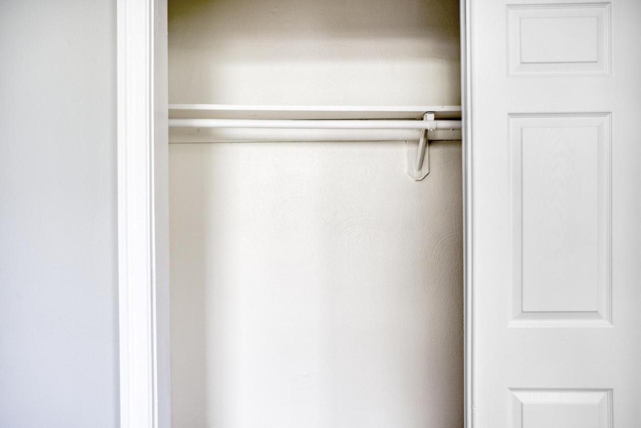 Longwood 2br Nr Orange T Lines Bos-651