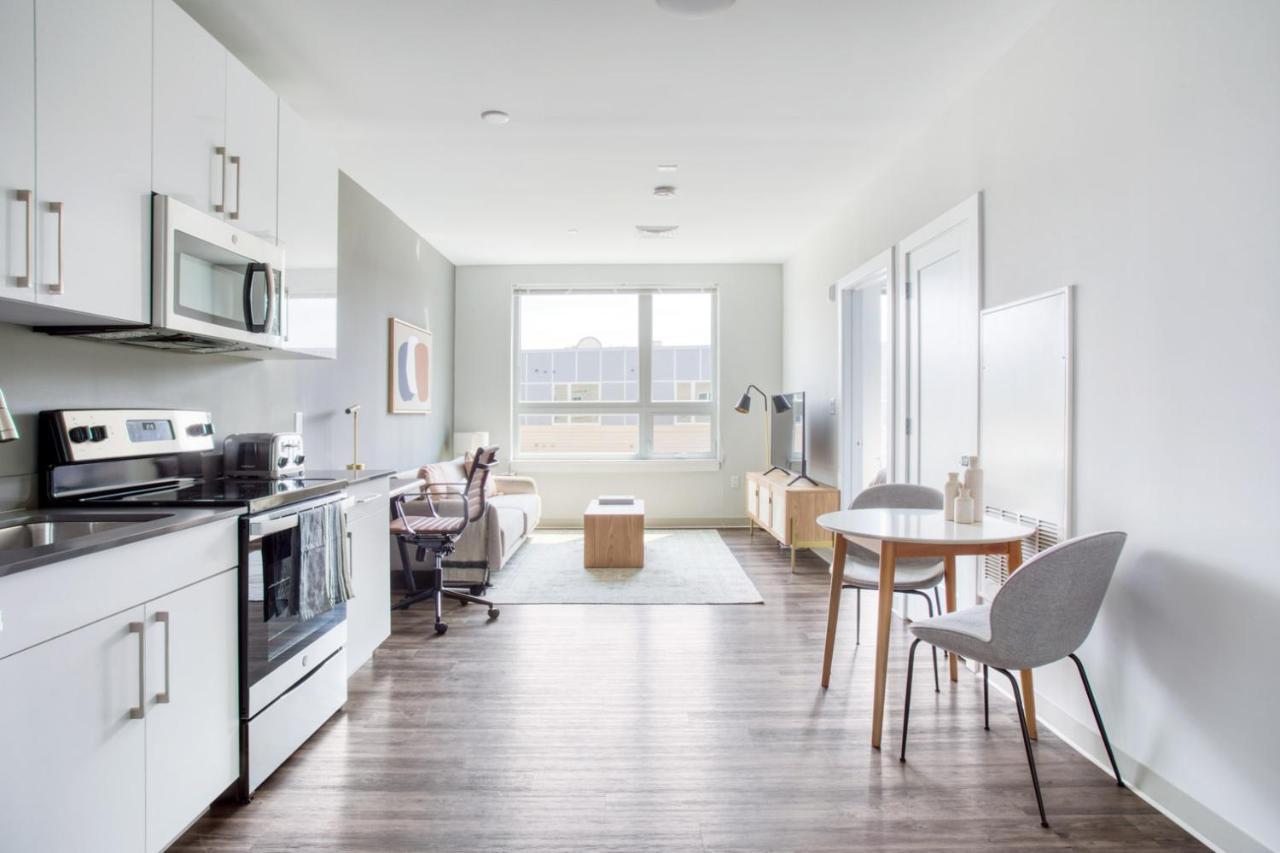 Brighton 1br W Wd Gym Nr T Shops Dining Bos-431 Apartamento