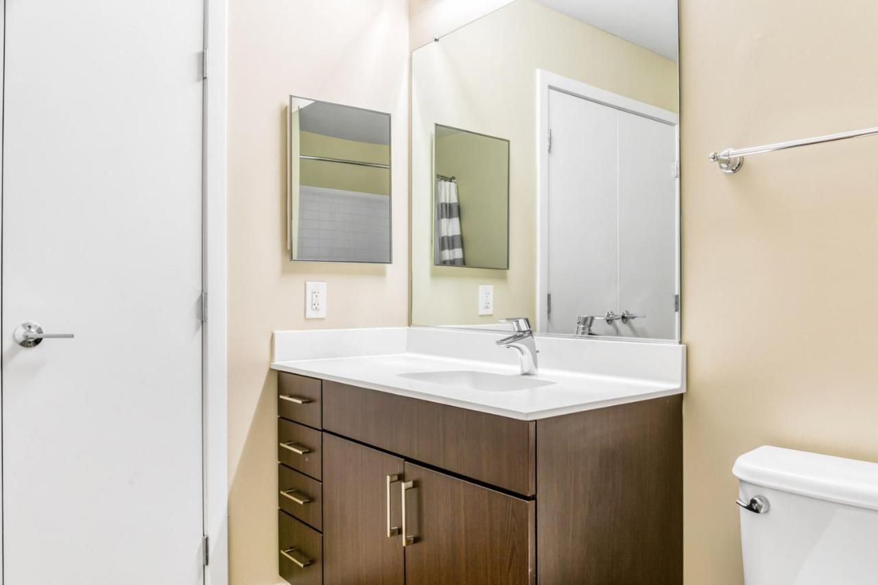 Theatre District 1br W Gym Wd Nr Boylston T Bos-627 Boston