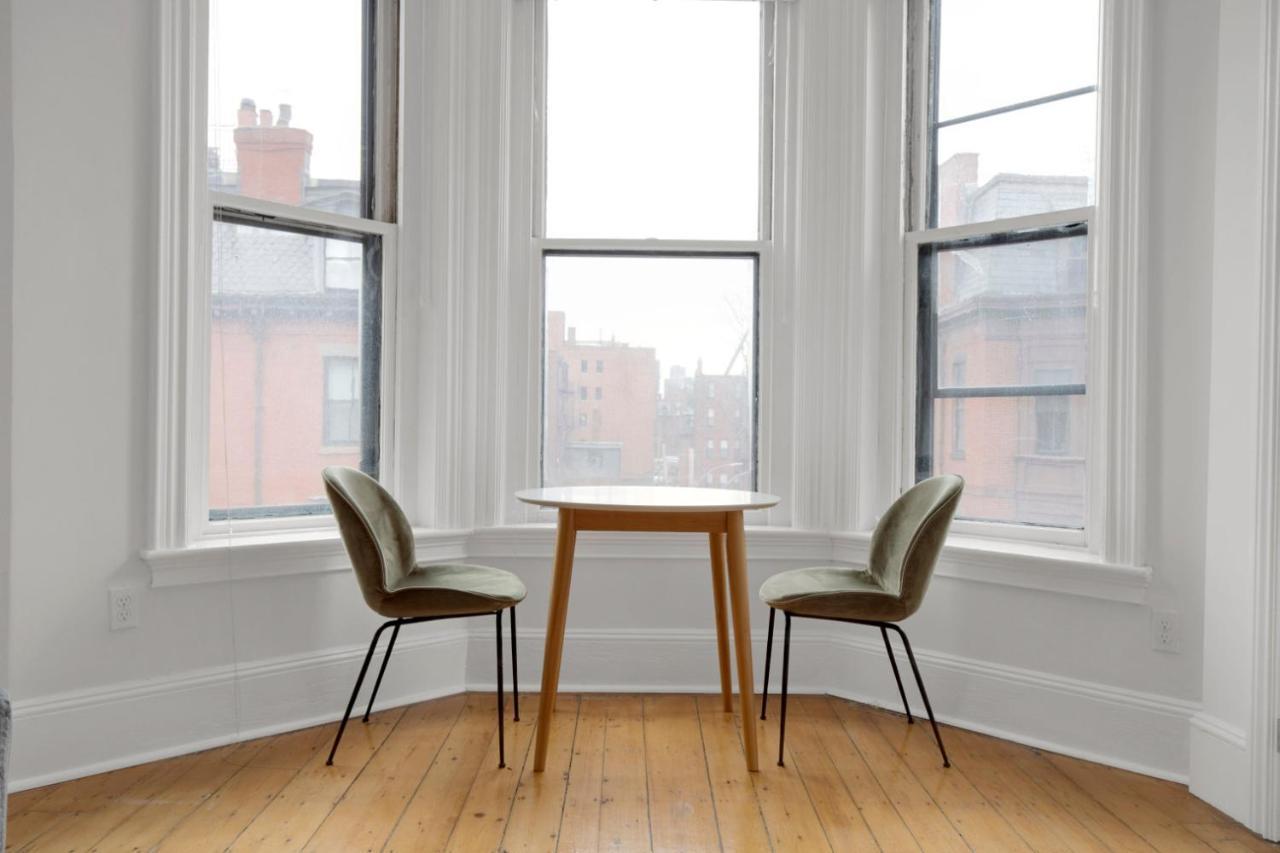 Back Bay 1br Steps From Restaurants Shopping Bos-556 *