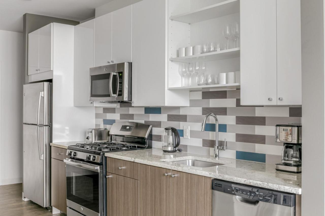 E Cambridge 2br W Gym Wd Nr Lechmere T Bos-635 *