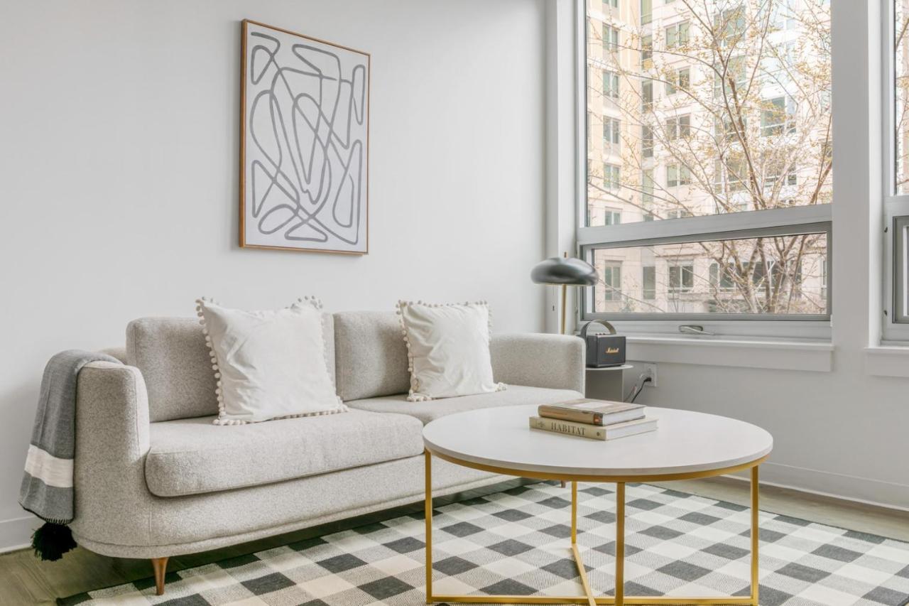 Apartment E Cambridge 2br W Gym Wd Nr Lechmere T Bos-635 Boston