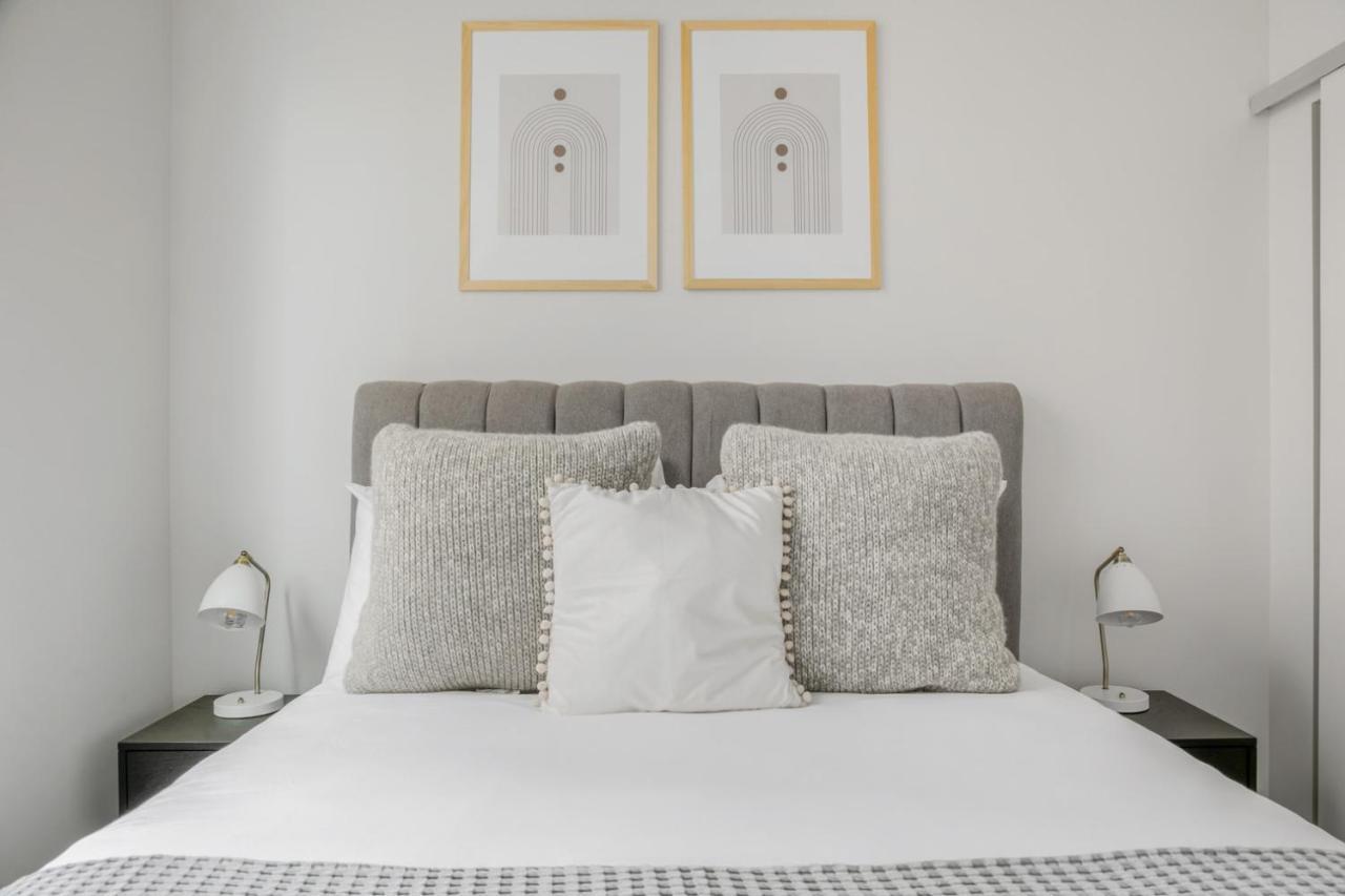 E Cambridge 2br W Gym Wd Nr Lechmere T Bos-635 Apartment *