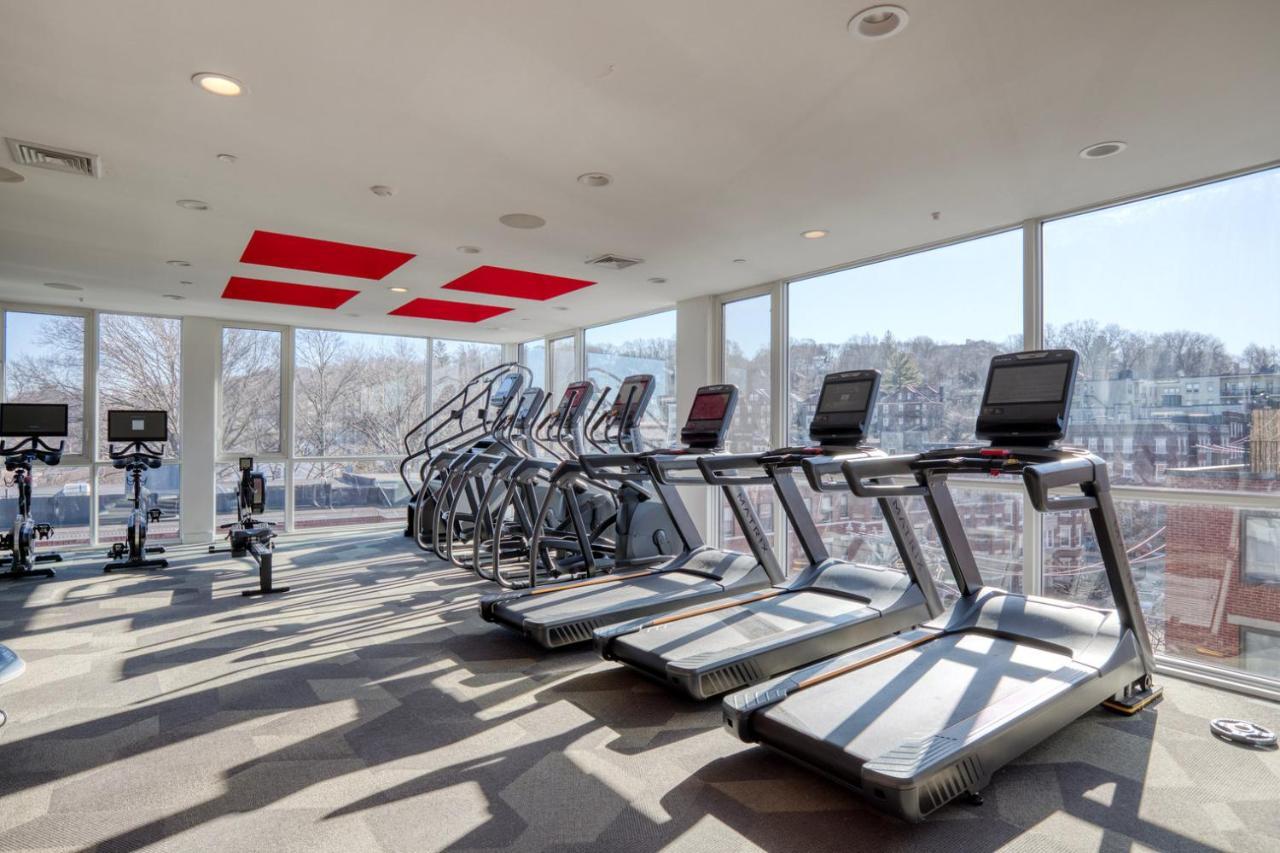 Allston W Wd Gym Nr Line Bos-672 Boston