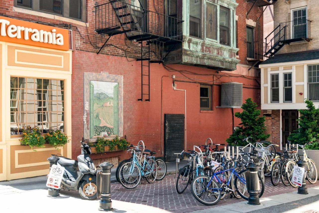 N End 2br W Balcony Rooftop On Hanover Bos-420 Apartment