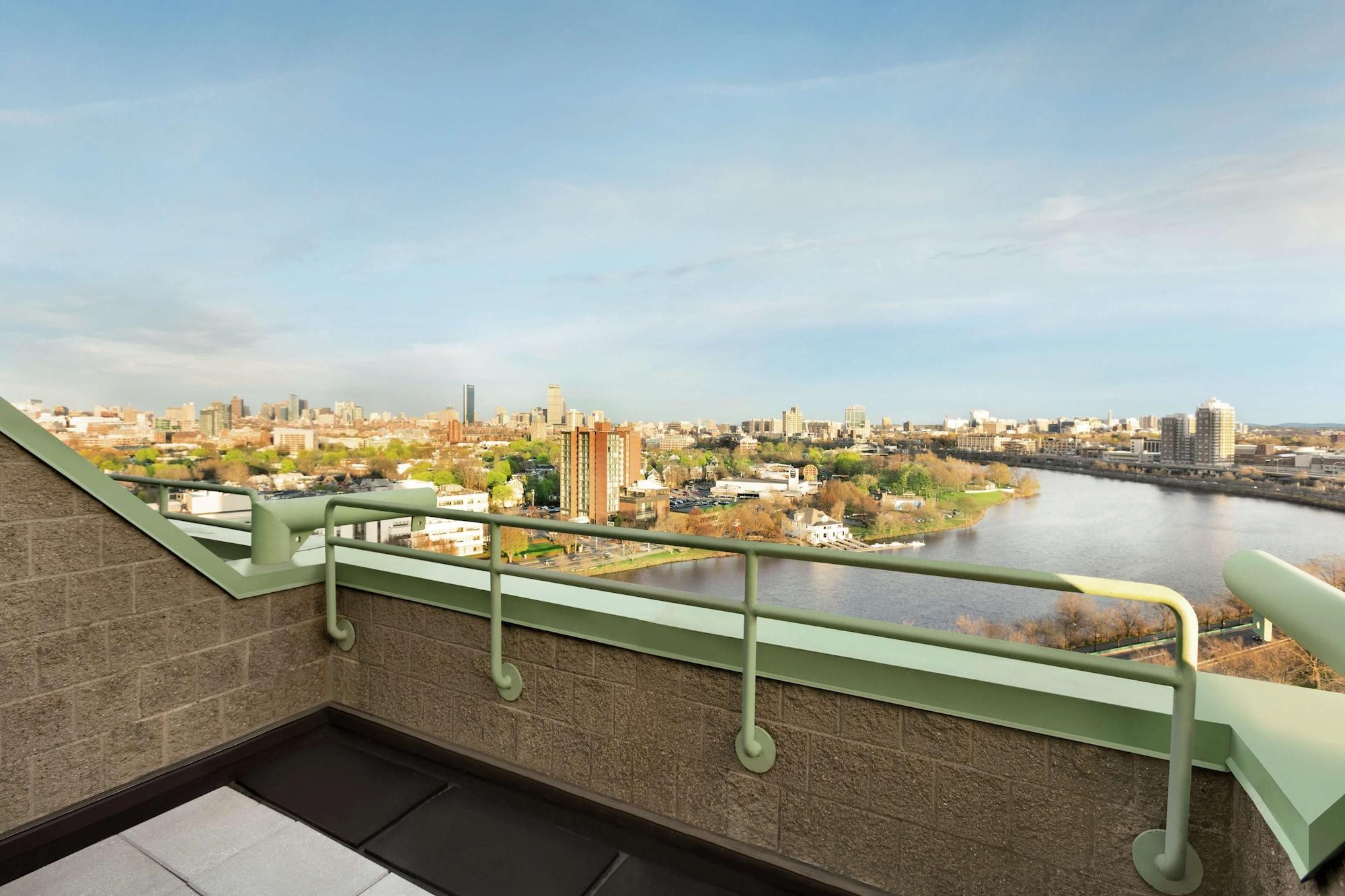 Doubletree By Hilton - Cambridge Hotel