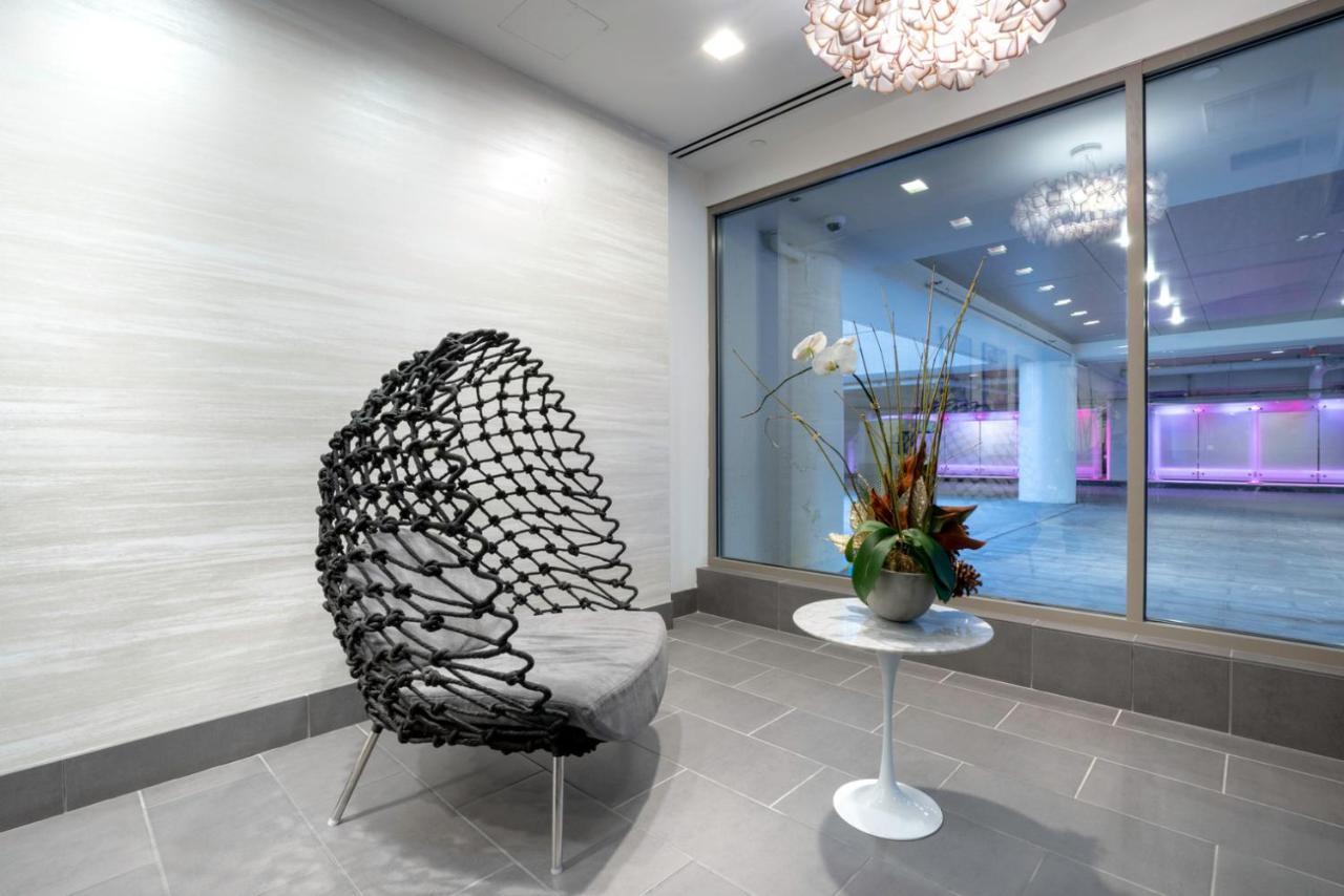 Back Bay 2br W Gym Nr Prudential Center Bos-299a Apartment