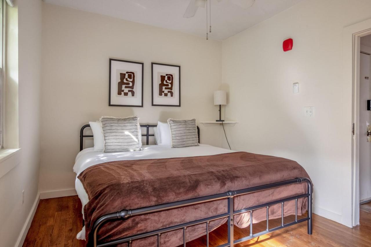 South 1br W Building Wd Nr Seaport Bos-913 Boston