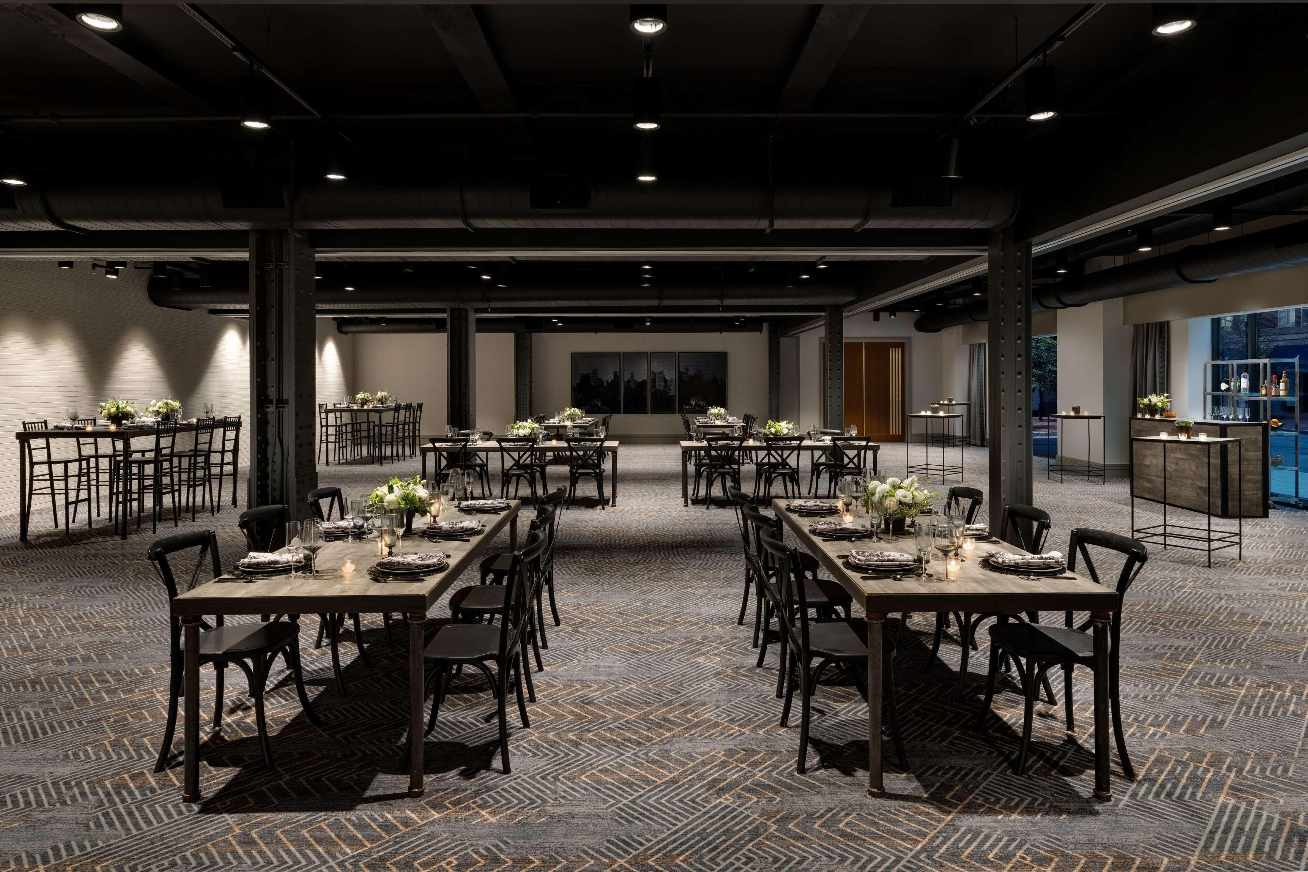 Hotel Hilton Park Plaza 4*