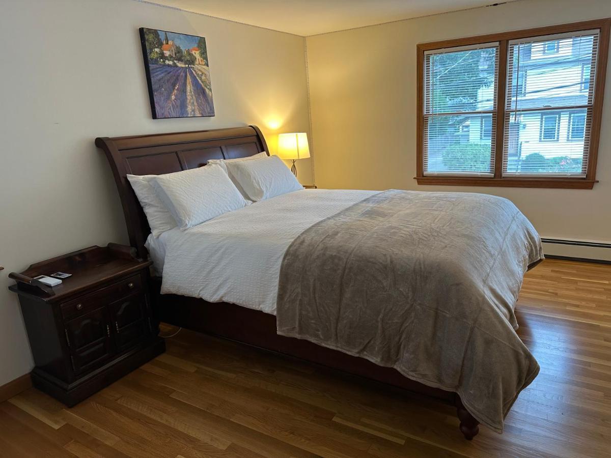 Séjour chez l'habitant In Single Family House - Suburban Neighborhood In