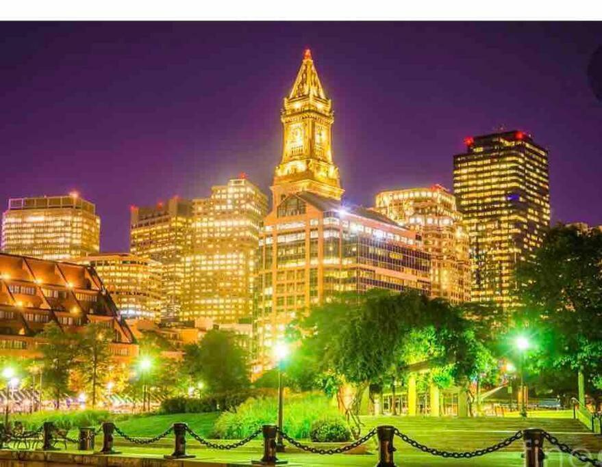 Harbor Views Modern North End Free Parking! Appartement *