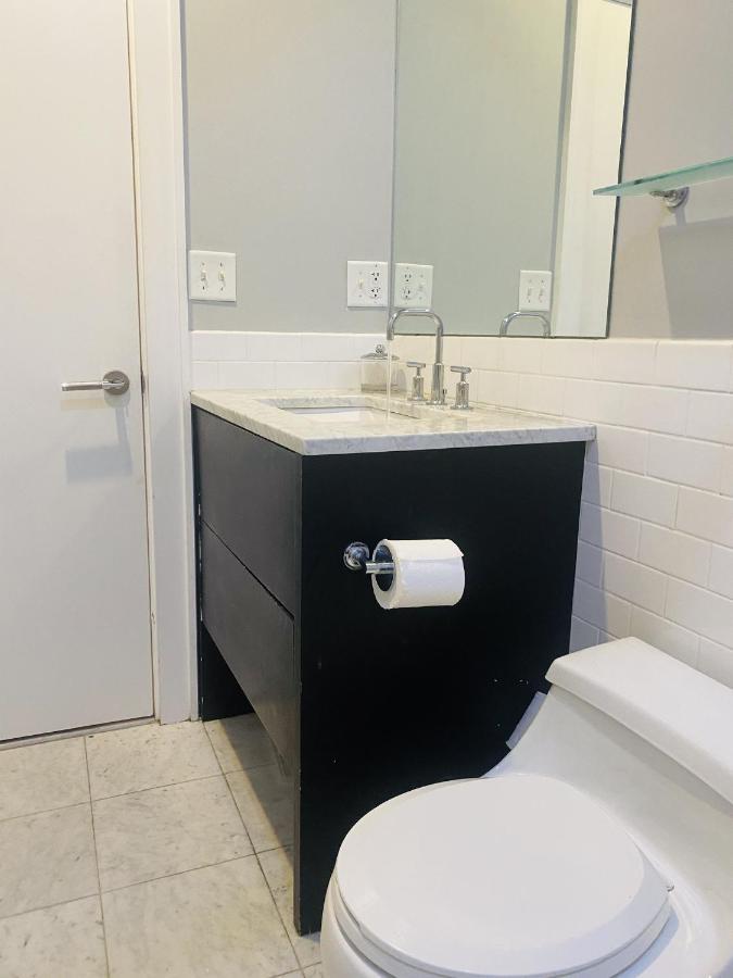 Harbor Views Modern North End Free Parking! Appartement