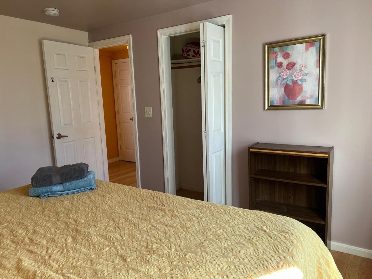 Beautiful Townhouse, 2 Bedrooms, 2 Bath Apartamento
