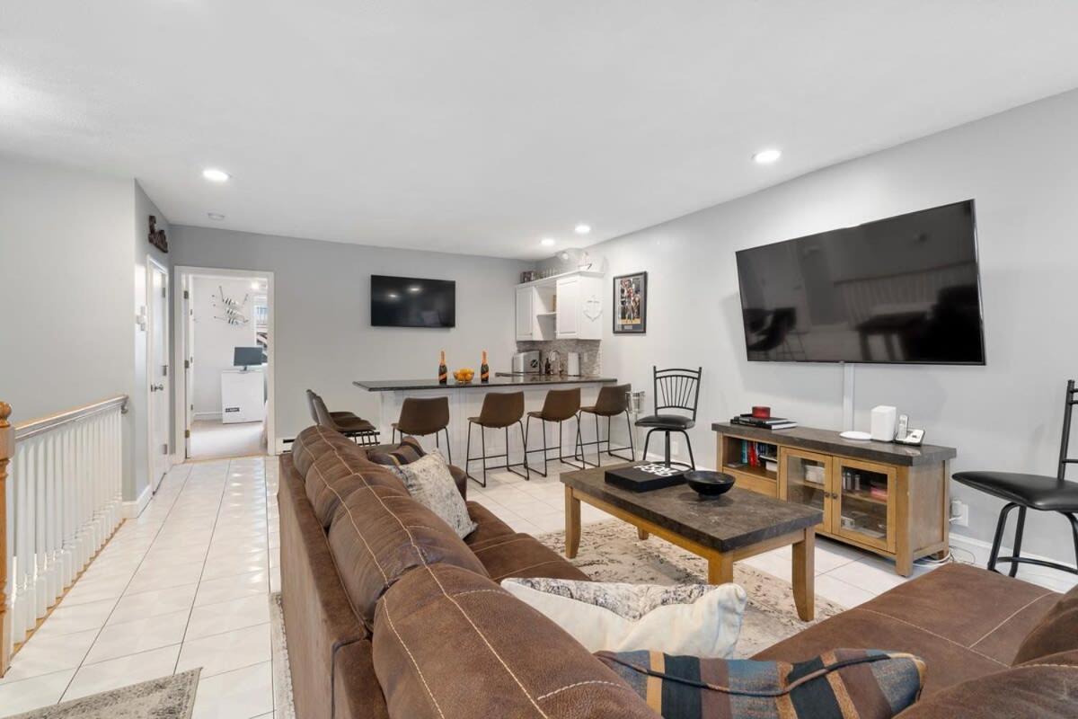 Casa de Férias Heart Of Southie - Hot Tub + Walk To Bars *