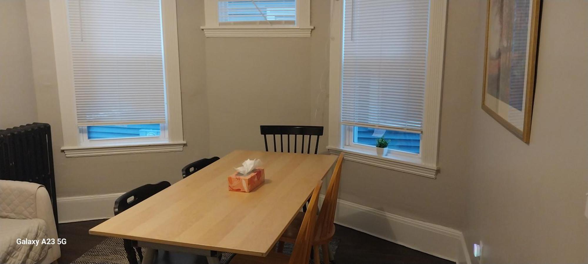 Homestay In Boston Fields Corner Area Bed & Breakfast *