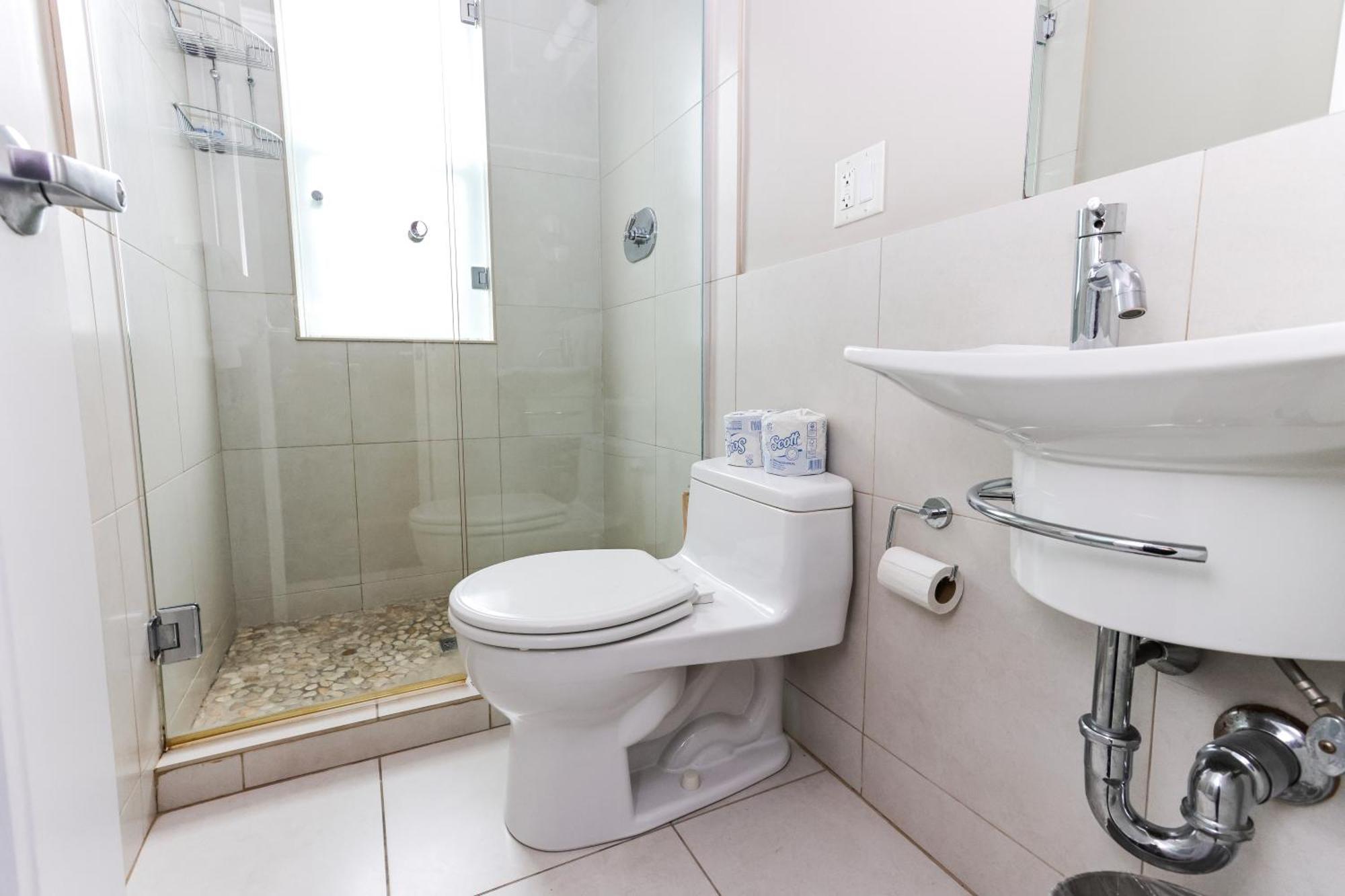 Furnished Newbury Street Studio, #6 Apartment