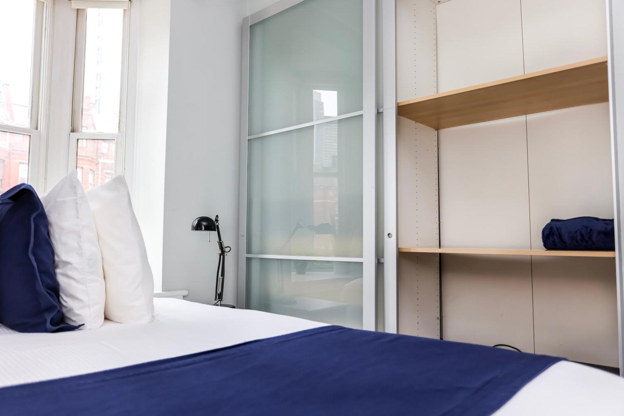 Stylish On Newbury St #3 Apartment *