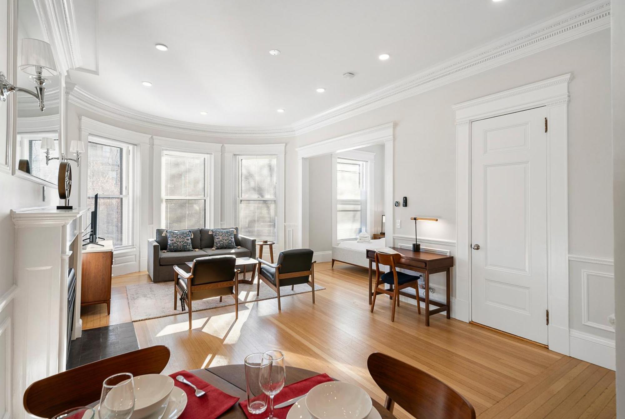 Hotel Charlesgate 4*