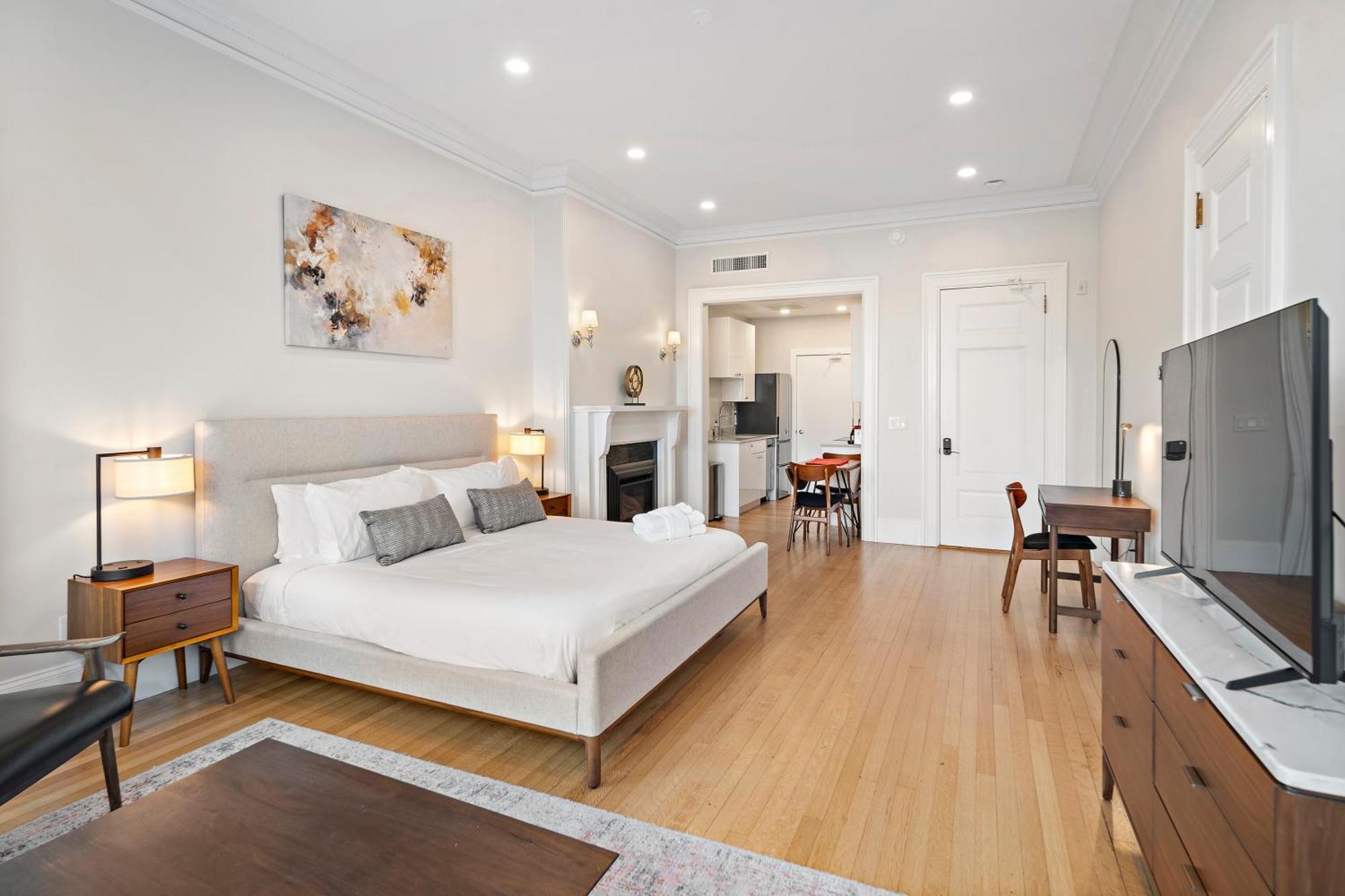 Hotel Charlesgate 4*