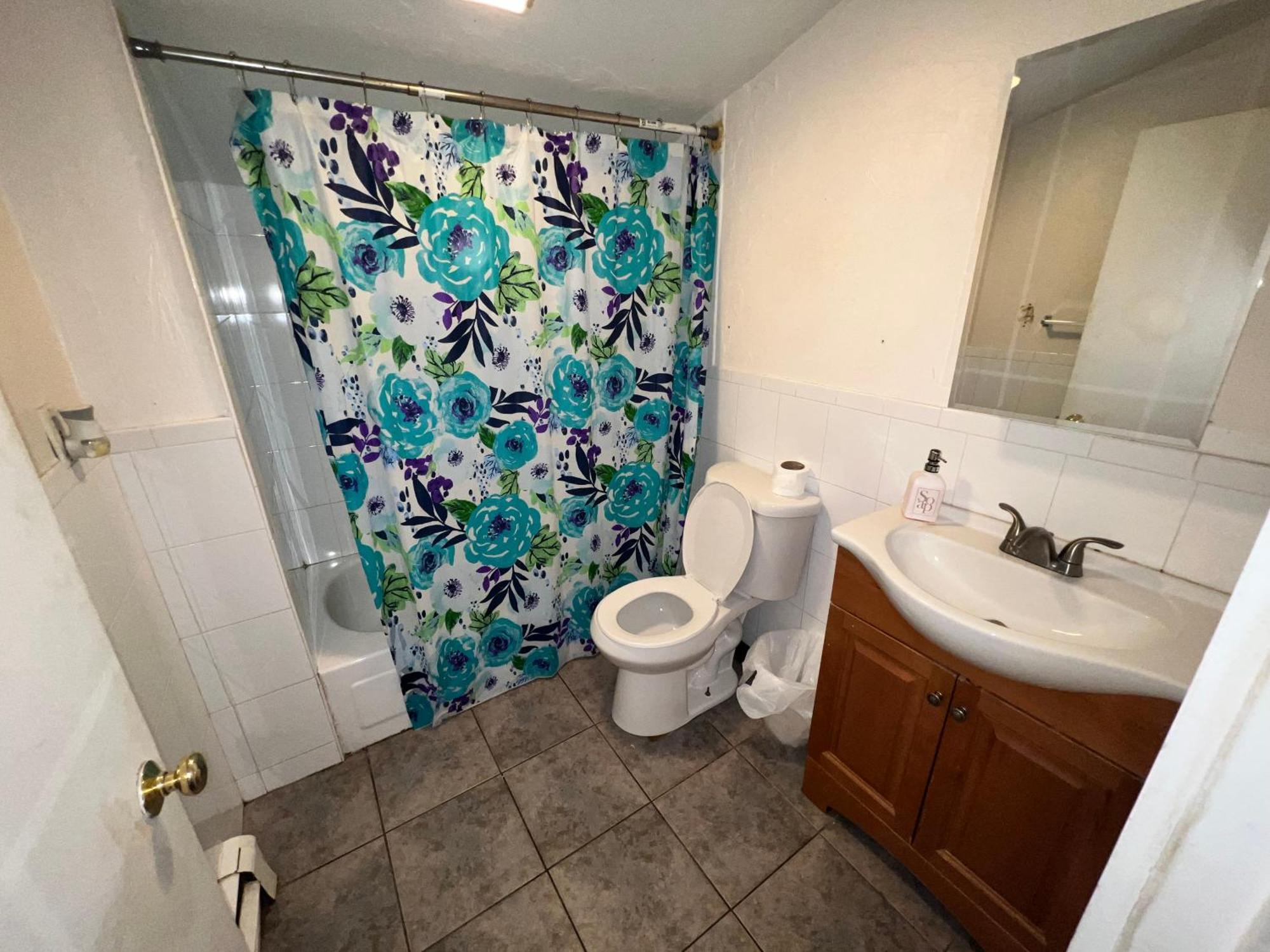 Private Bedroom Near Maison d'hôtes Boston