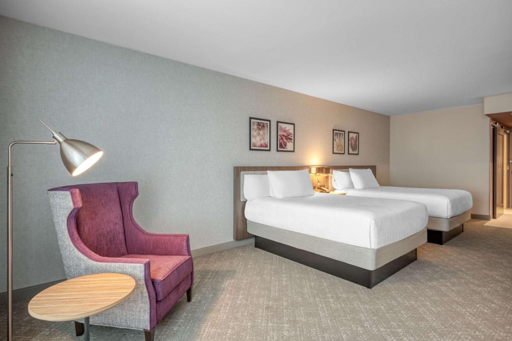 Hilton Garden Logan Airport 3* Boston