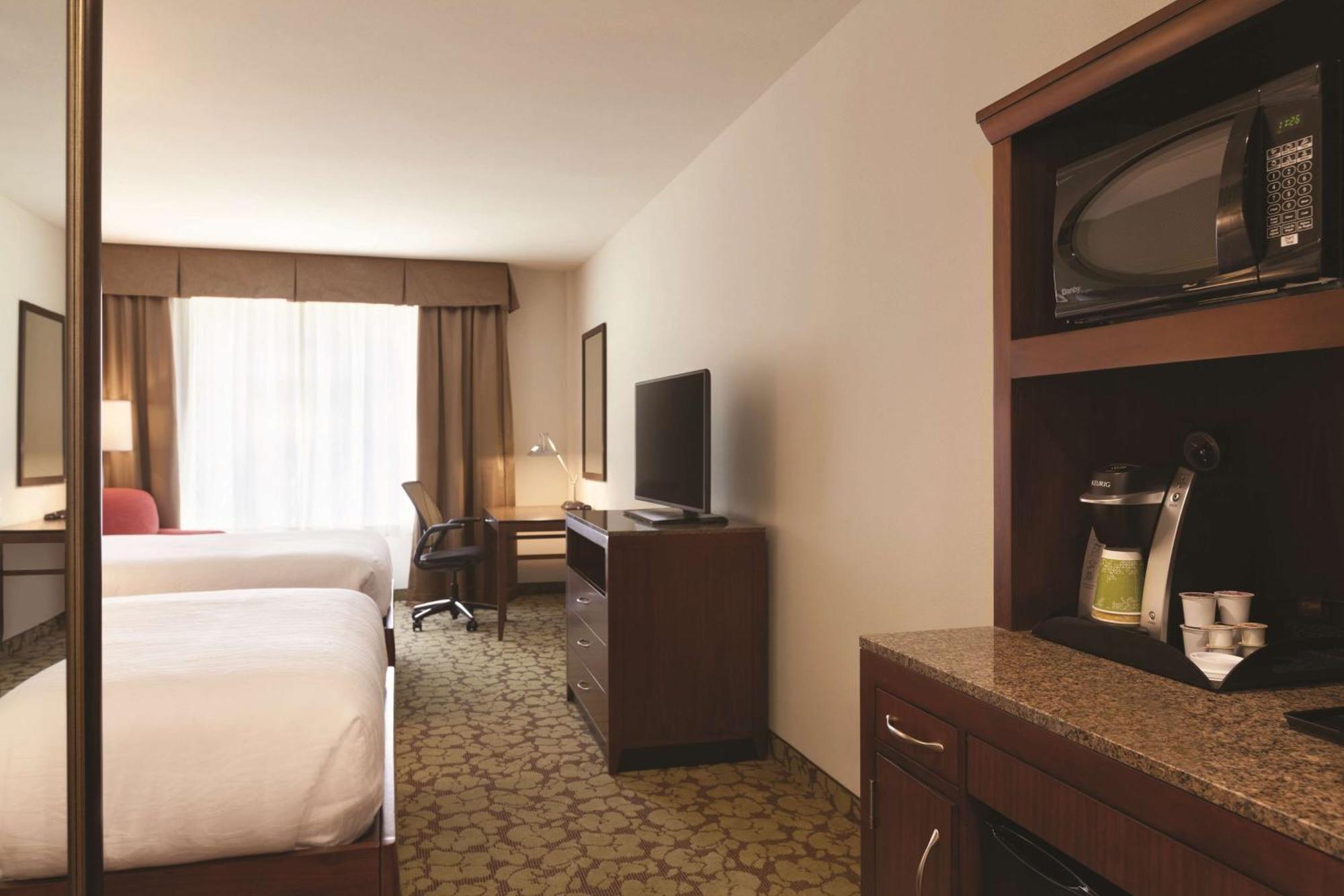 Hilton Garden Logan Airport Hotel Boston