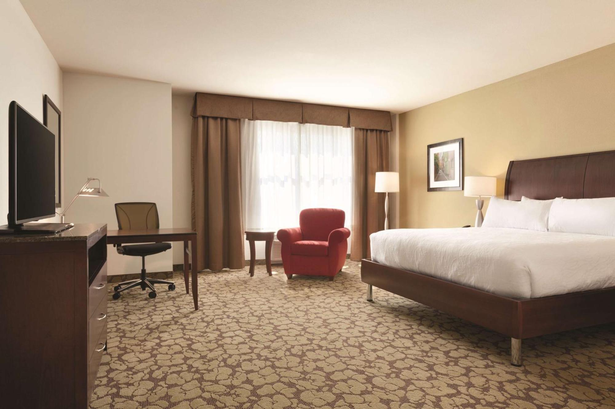 Hotel Hilton Garden Logan Airport 3*
