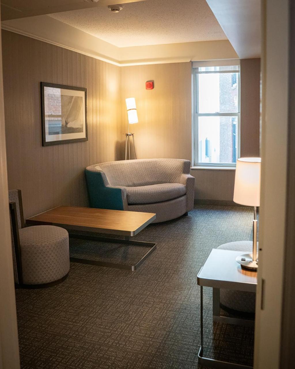 Courtyard Copley Square Boston