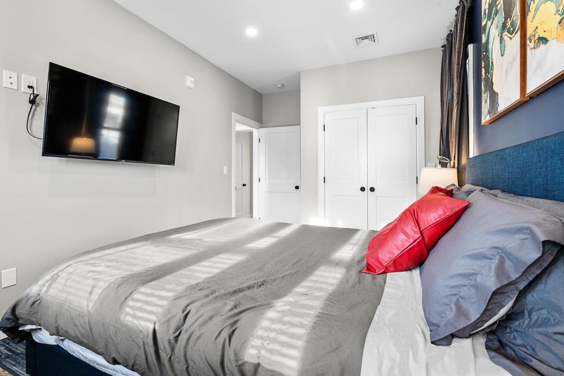 Apartment Spacious Fully Furnished By Logan Airport Boston