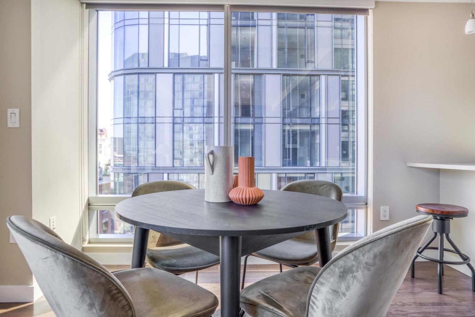 Theatre District 2br W Wd Gym Nr Theaters Bos-251a Apartment