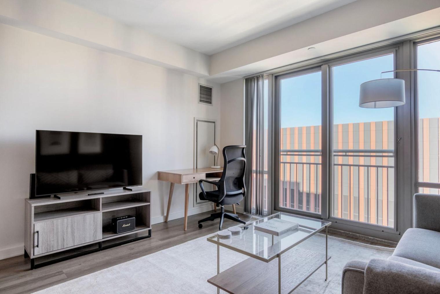 East Cambridge 1br W Gym Wd Near T Stop Bos-960 Apartment Boston