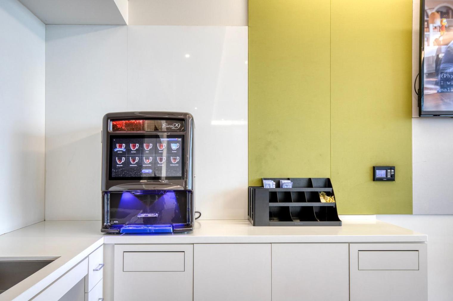 South 1br W Gym Nr Red Line Shops Bos-984