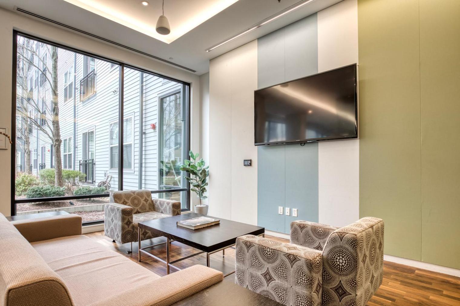 South 1br W Gym Nr Red Line Shops Bos-984 *