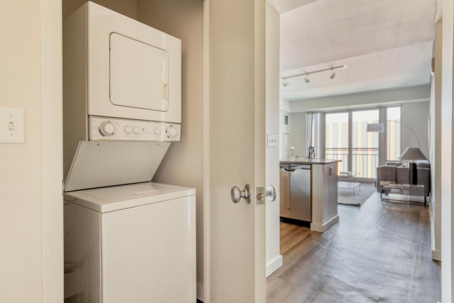 East Cambridge 1br W Gym Wd Near T Stop Bos-960 Apartment *