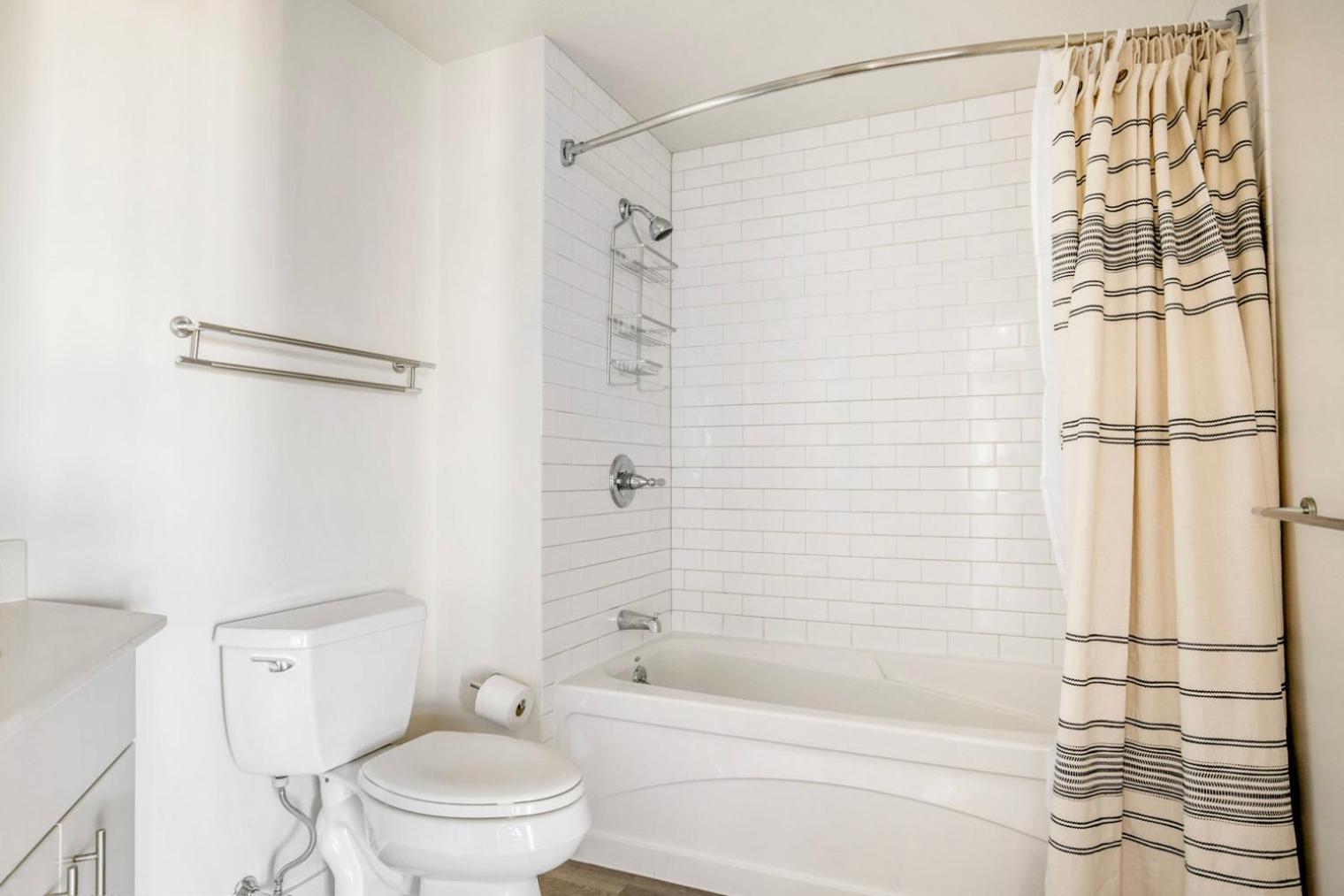 East Cambridge 1br W Gym Wd Near T Stop Bos-960 Apartment