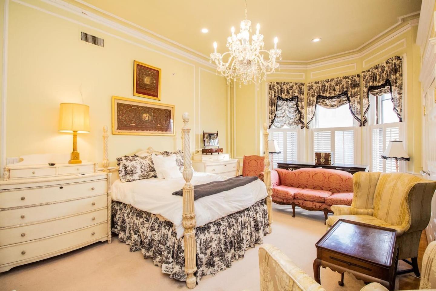 Back Bay Efficiency Unit, Pvt Bath, Kitchenette Apartamento *